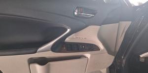 lexus-11